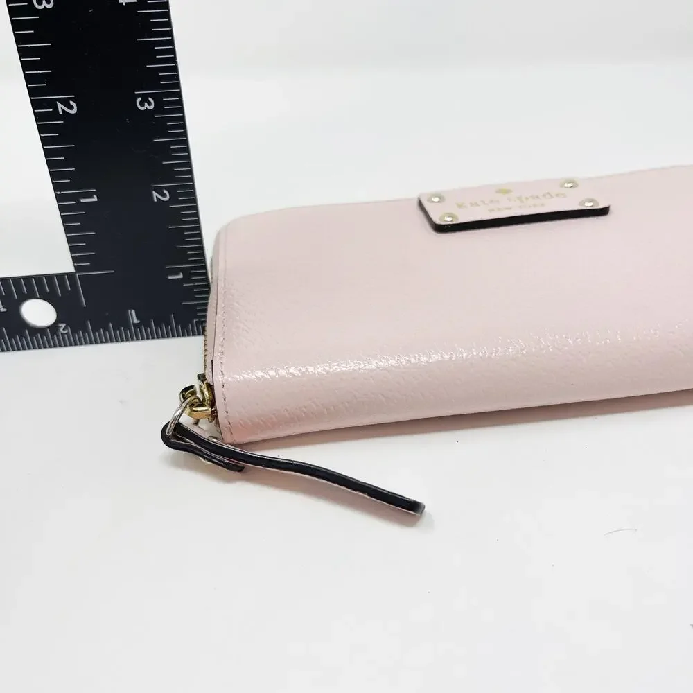 Kate Spade Light Pink Neda Wellesley Leather Wallet Zip Top Closure Zip Pockets